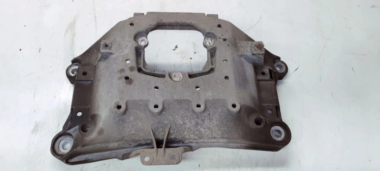 ŁAPA PODPORA SKRZYNI BIEGÓW AUDI A4 B8 A5 8T Q5 8K0399263BK