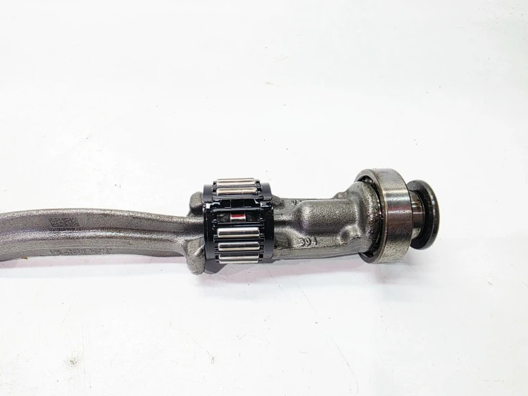 WAŁEK BALANSUJĄCY AUDI A4 B9 Q5 FY VOLKSWAGEN SEAT SKODA 2.0 TDI 03N103303E