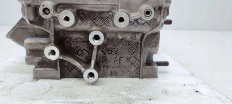 GŁOWICA KOMPLETNA LEWA AUDI A6 A7 A8 3.0 TDI CDU CLA 0593AF