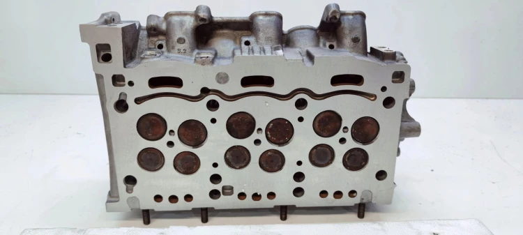 GŁOWICA KOMPLETNA LEWA AUDI A6 A7 A8 3.0 TDI CDU CLA 0593AF