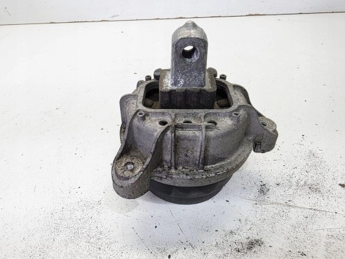 PODUSZKA ŁAPA SILNIKA PRAWA BMW 5 F10 6785602-01