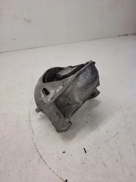 PODUSZKA SILNIKA L P AUDI A4 B8 A5 Q5 8R0199381G