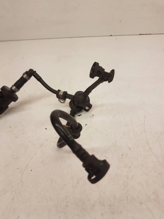 PRZEWODY PODCIŚNIENIA AUDI A4 B7 TFSI 06E906517A
