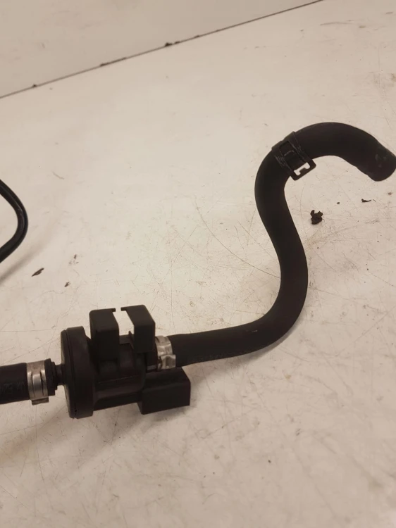 PRZEWODY PODCIŚNIENIA AUDI A4 B7 TFSI 06E906517A