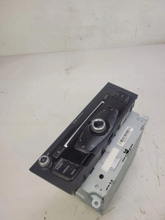 RADIO ZMIENIARKA CD AUDI A4 B8 A5 Q5 8R2035186