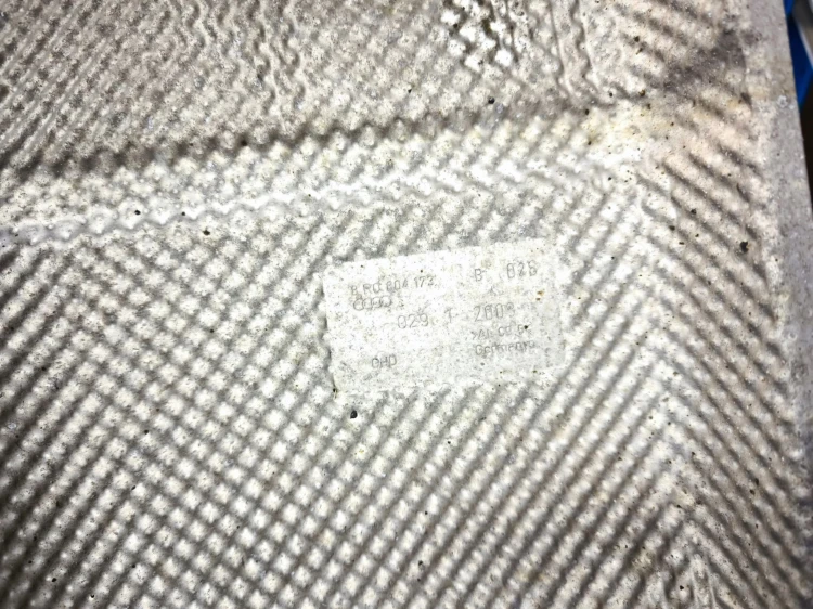 OSŁONA TERMICZNA WYDECHU LEWY TYŁ AUDI Q5 8R 8R0804173B