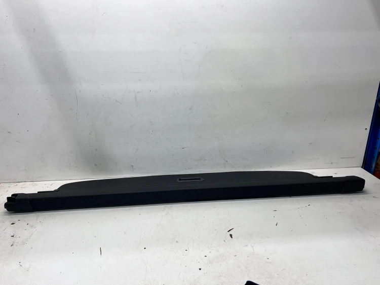 ROLETA BAGAŻNIKA POZIOMA AUDI Q7 4M 4M0863553 94H CZARNA