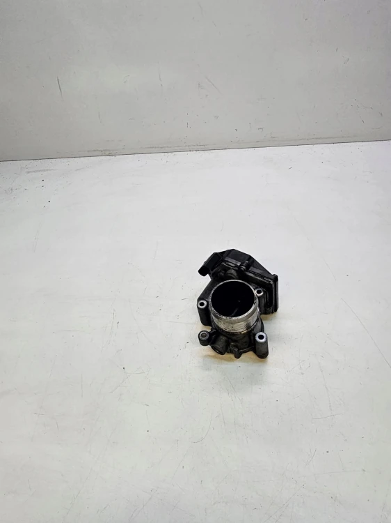 PRZEPUSTNICA AUDI A4 A5 LIFT VW 2.0TDI 03L128063K