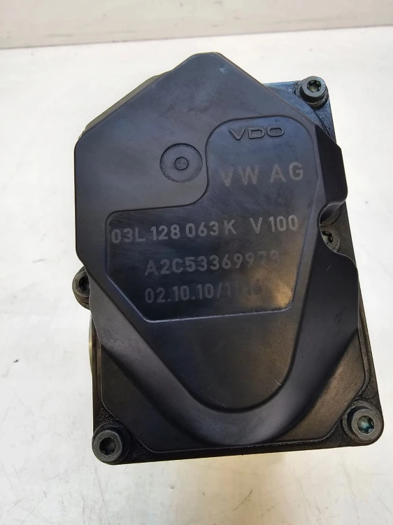 PRZEPUSTNICA AUDI A4 A5 LIFT VW 2.0TDI 03L128063K
