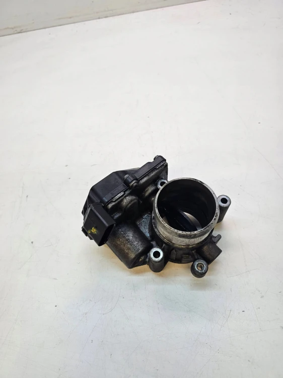 PRZEPUSTNICA AUDI A4 A5 LIFT VW 2.0TDI 03L128063K