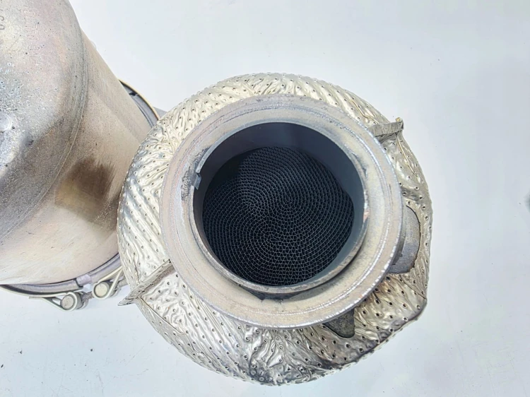 FILTR CZĄSTEK KATALIZATOR DPF AUDI A3 8V 2.0 TDI 04L131723K 5Q0166AD