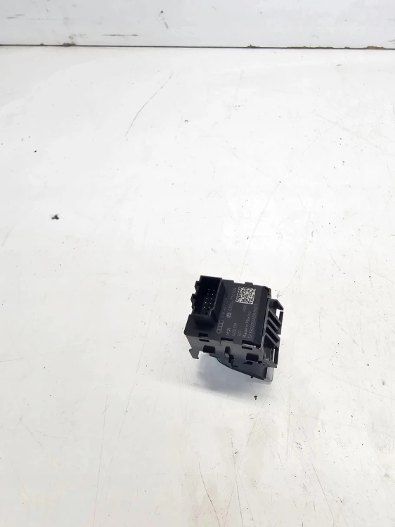 PRZYCISK HAMULCA RĘCZNEGO AUDI Q5 FY 80B927225