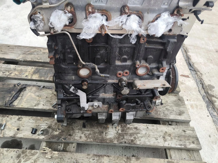 SILNIK BEZ OSPRZĘTU AUDI VW SEAT SKODA 1.6 TDI CAY ORYGINAŁ !!!
