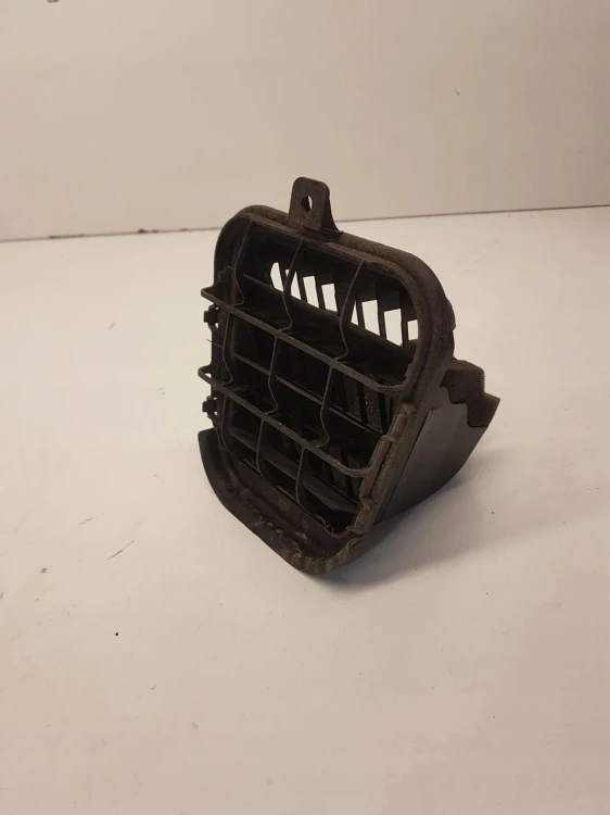 KRATKA POWIETRZA TYŁ AUDI A6 C7 4G9819161 LT PT