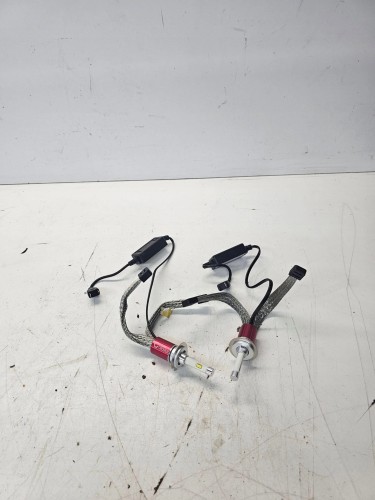 ŻARÓWKA ŻARÓWKI LED H7 AUDI VW SEAT SKODA 18EX0102