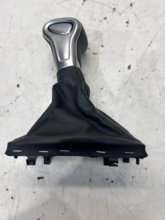 GAŁKA ZMIANY BIEGÓW AUDI A6 C7 4G1713139P