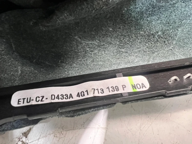 GAŁKA ZMIANY BIEGÓW AUDI A6 C7 4G1713139P