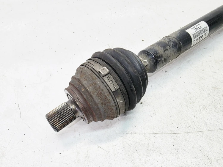 PÓŁOŚ PRAWA DŁUGA AUDI A3 8P VOLKSWAGEN SEAT SKODA 1.4 TFSI 1K0407272ML