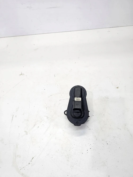 SILNICZEK HAMULCA RĘCZNEGO AUDI Q3 8U VW PASSAT B7 B8 ITD 32332267K
