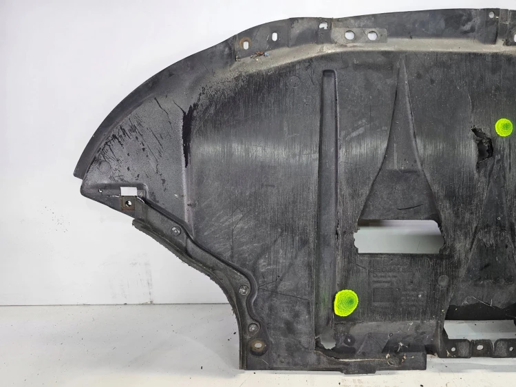 OSŁONA POD SILNIK PŁYTA AUDI A4 B7 8E0863823M