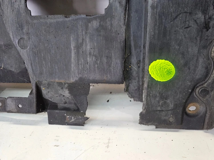 OSŁONA POD SILNIK PŁYTA AUDI A4 B7 8E0863823M