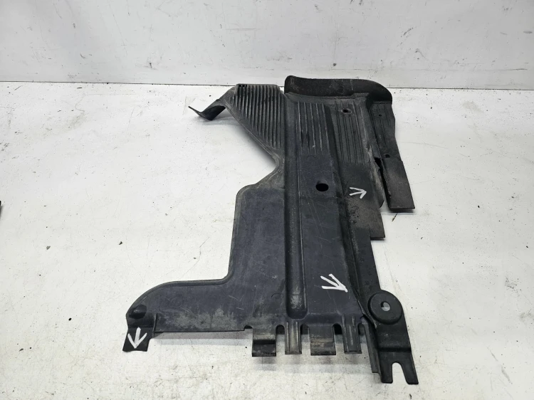 OSŁONA PODWOZIA PRAWY TYŁ AUDI A5 8T 8T0825216D 1/26