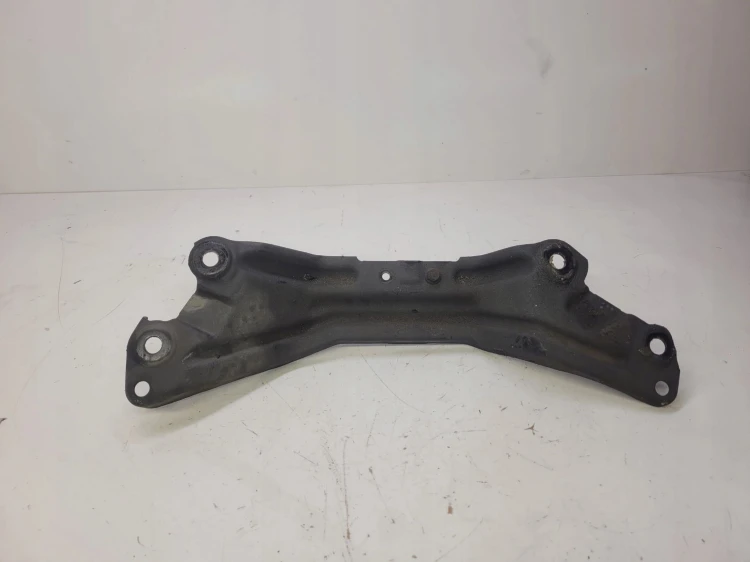 ŁAPA PODPORA SKRZYNI AUDI A6 C6 4F0253071A