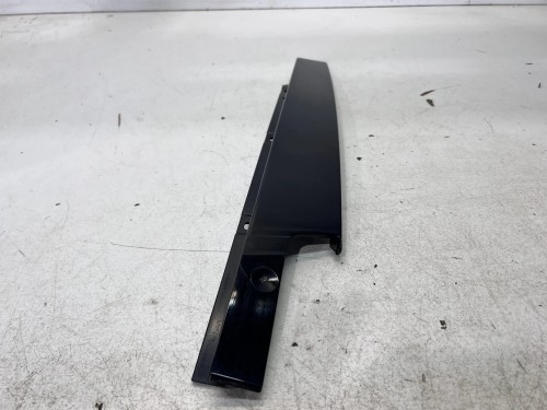 NAKŁADKA OSŁONA SŁUPKA LEWY PRZÓD AUDI A4 B8 8K0837901M POŁYSK