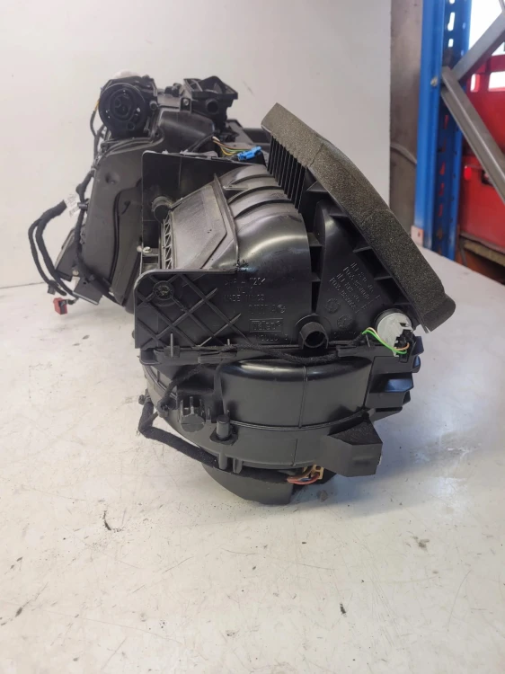 NAGRZEWNICA KOMPLETNA AUDI A3 8P LIFT 8P1820003D