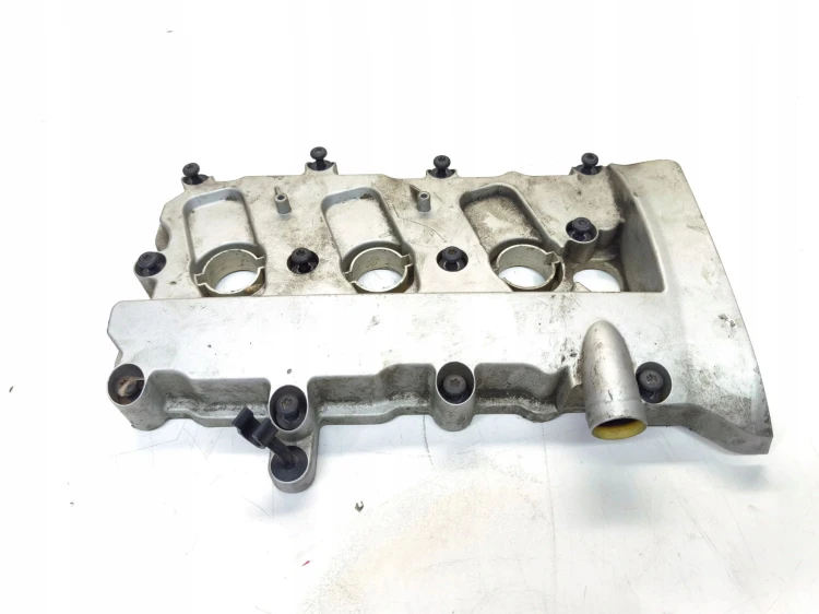 POKRYWA ZAWORÓW PRAWA AUDI A4 B7 A6 C6 3.2 FSI 06E103472G