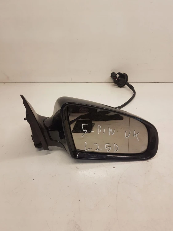 LUSTERKO PRAWY PRZÓD AUDI A6 C6 LZ5D 5 PIN UK