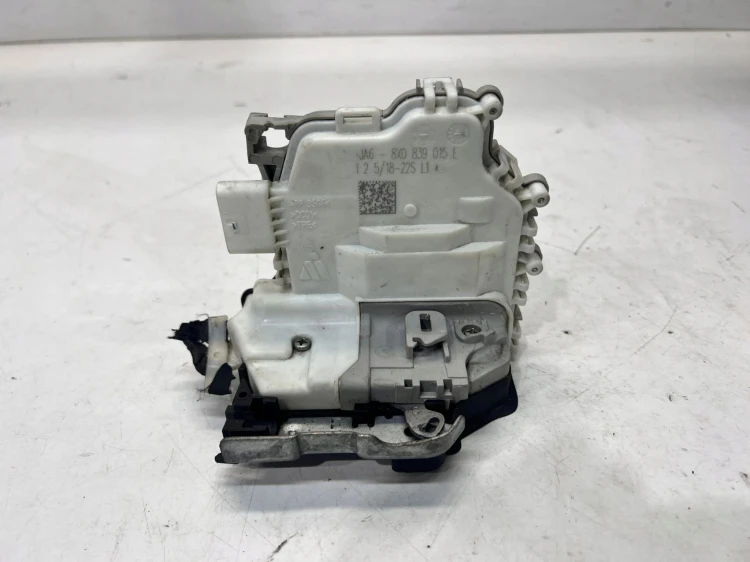 ZAMEK DRZWI LEWY TYŁ AUDI A1 A3 A4 A5 Q5 ITP 8X0839015E 5 PIN