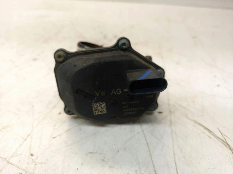 PRZEPUSTNICA AUDI VOLKSWAGEN SEAT SKODA 2.0 TDI 04L131501C V070