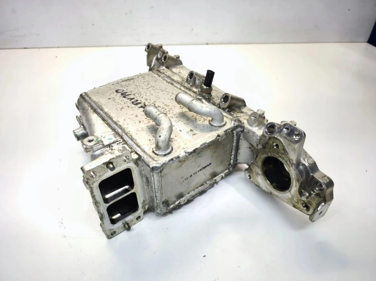 KOLEKTOR SSĄCY WODNY AUDI VOLKSWAGEN SEAT SKODA 1.6 2.0 TDI 04L129766AB