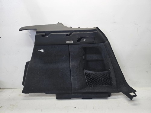 BOCZEK BAGAŻNIKA PRAWY AUDI Q5 8R 8R0863880F