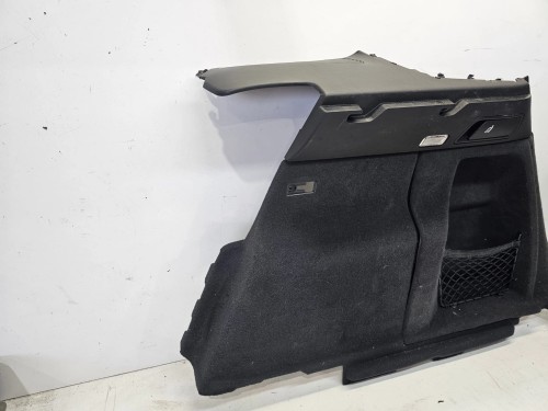 BOCZEK BAGAŻNIKA PRAWY AUDI Q5 8R 8R0863880F