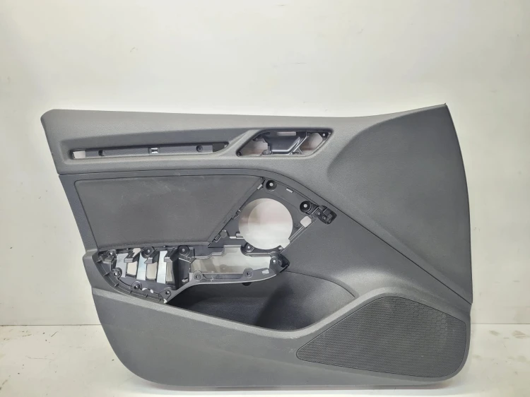BOCZEK DRZWI LEWY PRZÓD AUDI A3 8V SPORTBACK 8V4867105 1/26