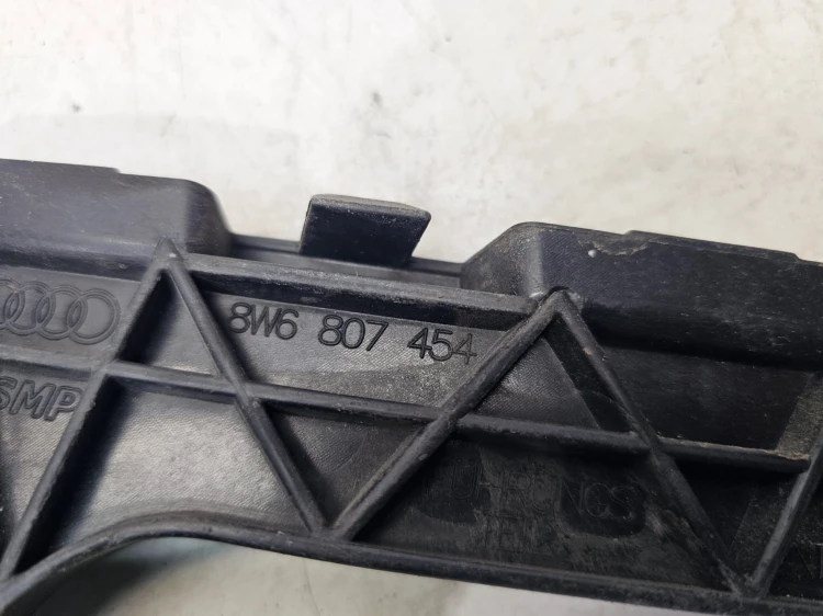 ŚLIZG MOCOWANIE ZDERZAKA PRAWY TYŁ AUDI A5 F5 8W SPORTBACK 8W6807454