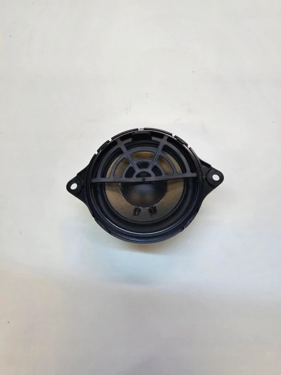 GŁOŚNIK WYSOKOTONOWY DESKI AUDI A4 A5 8W0035416D