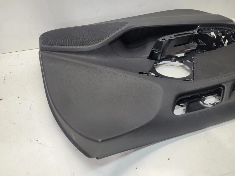 BOCZEK DRZWI LEWY PRZÓD AUDI A3 8V SPORTBACK 8V4867105 1/26
