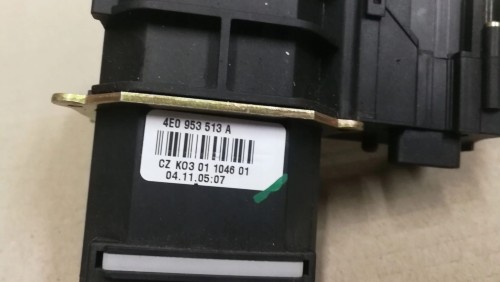 PRZEŁĄCZNIK KIERUNKÓW AUDI A4 A6 Q7 4E0953513A