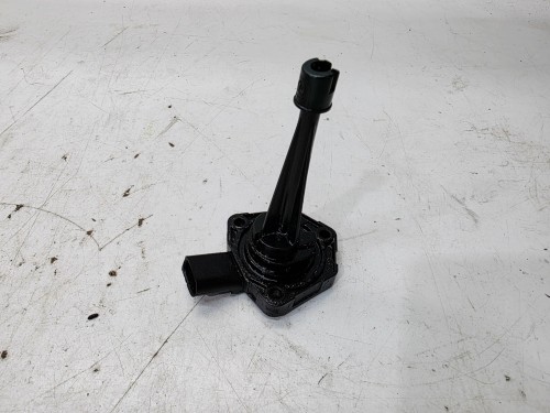 CZUJNIK POZIOMU OLEJU AUDI VOLKSWAGEN SEAT SKODA 04L907660A