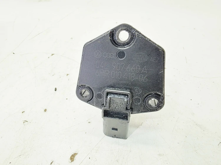 CZUJNIK POZIOMU OLEJU AUDI VOLKSWAGEN SEAT SKODA 04L907660A
