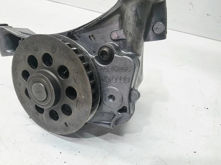 POMPA OLEJU AUDI VOLKSWAGEN SEAT SKODA 1.6 2.0 TDI 03L115105C