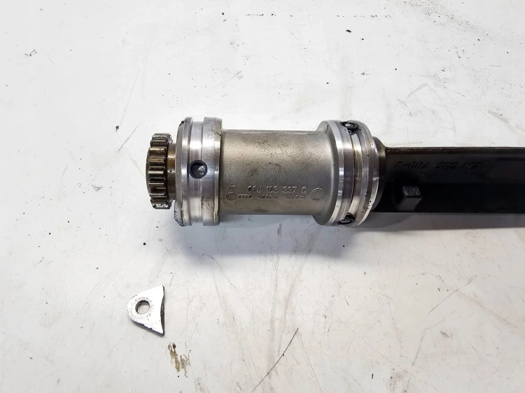 WAŁEK BALANSUJĄCY AUDI VOLKSWAGEN SEAT 1.8 TFSI 06J103331L 06J103337C