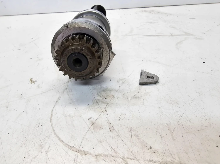 WAŁEK BALANSUJĄCY AUDI VOLKSWAGEN SEAT 1.8 TFSI 06J103331L 06J103337C
