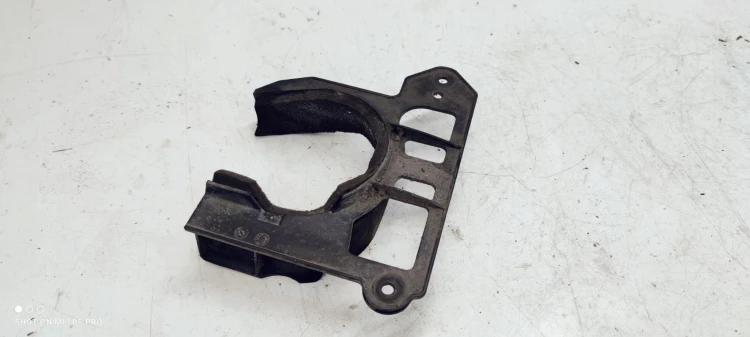OSŁONA PÓŁOSI LEWA AUDI A4 B8 A5 8K0863187B