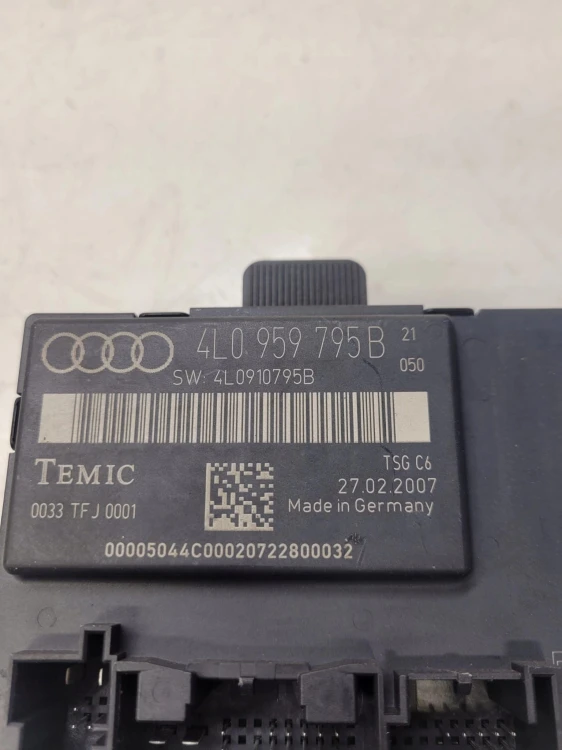 STEROWNIK MODUŁ DRZWI AUDI Q7 4L 4L0959795B