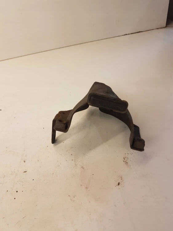 OSŁONA PODUSZKI SILNIKA LEWA AUDI A4 A5 8K0399059H