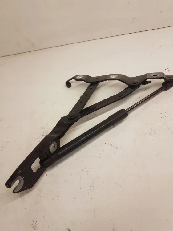 ZAWIAS KLAPY TYŁ AUDI A5 CABRIO 8F0827302A